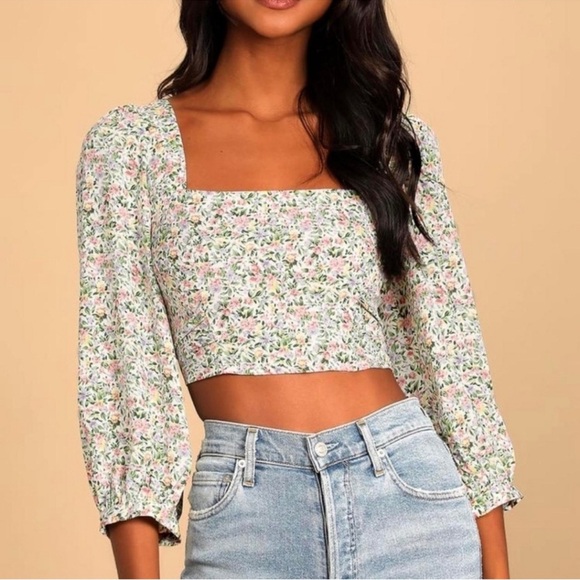 Lulus Tops - Lulu's Even Sweeter Floral Top